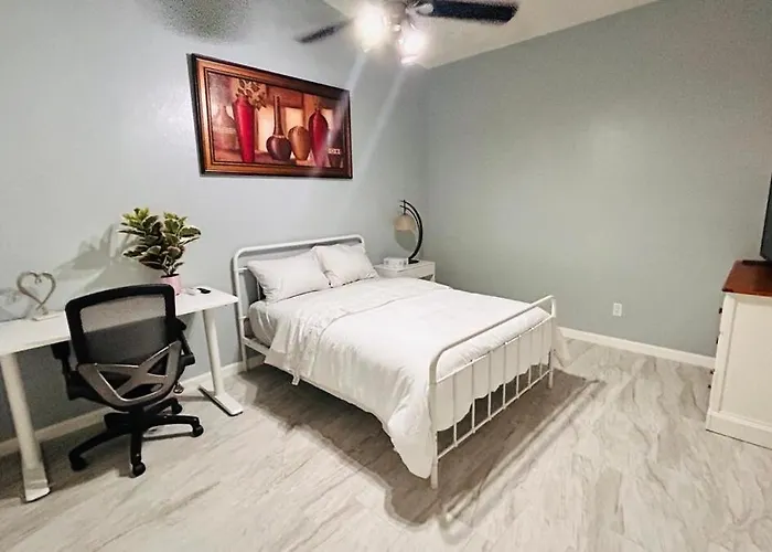 Primepointe Holiday home